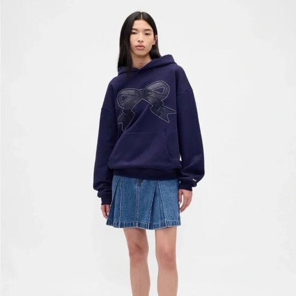 Gap x Sandy Liang Pleated Denim Skirt - Picture 2 of 9